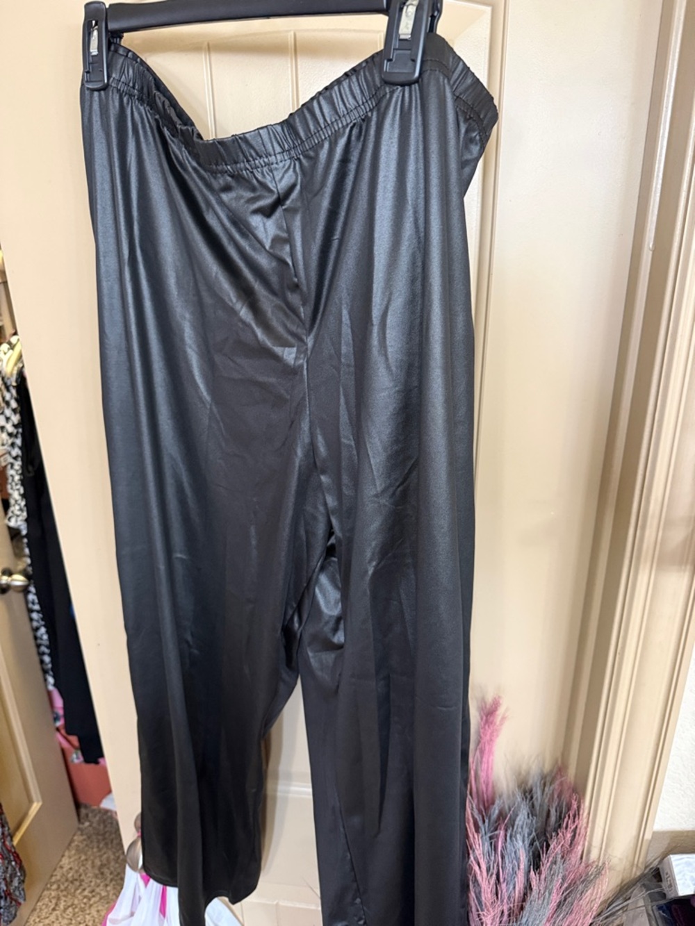 Boohoo Plus Black PU Ruched Bum Leggings